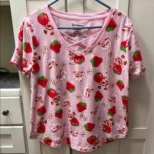 BOGO💞 Strawberry Print Pink Top